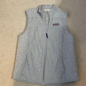 Women’s Vineyard Vines quilted Vest